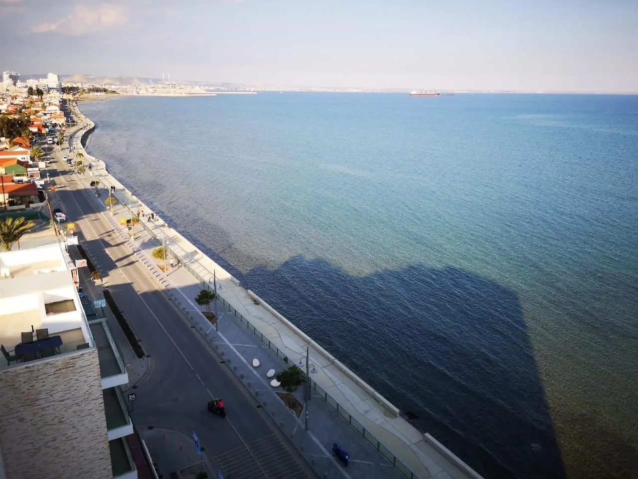 Sea View Holiday Apartment Ларнака