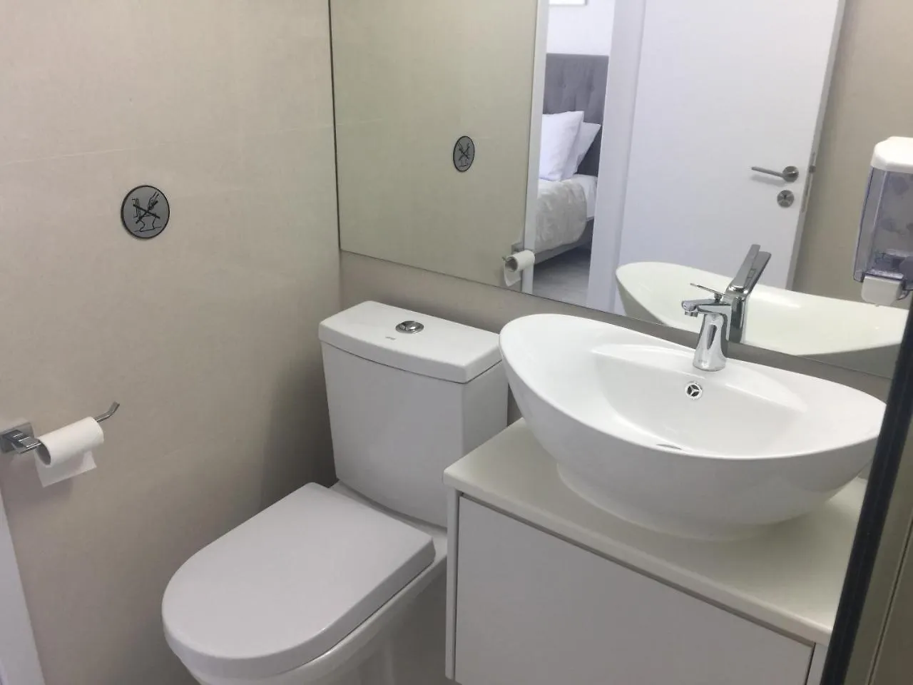 Sea View Holiday Apartment Ларнака