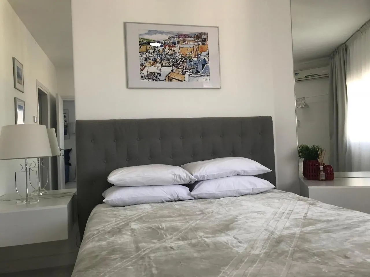 Sea View Holiday Apartment Ларнака